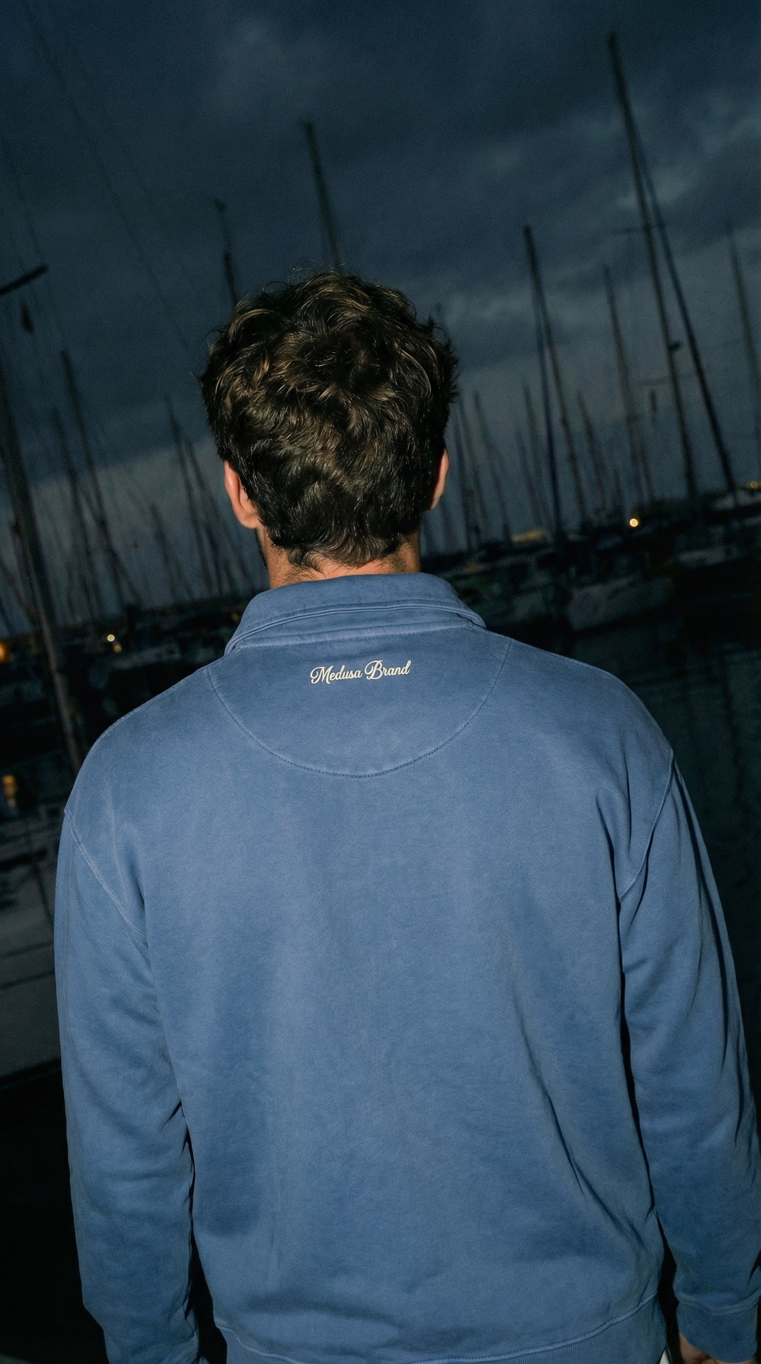 ZIPPER CUELLO MARINO