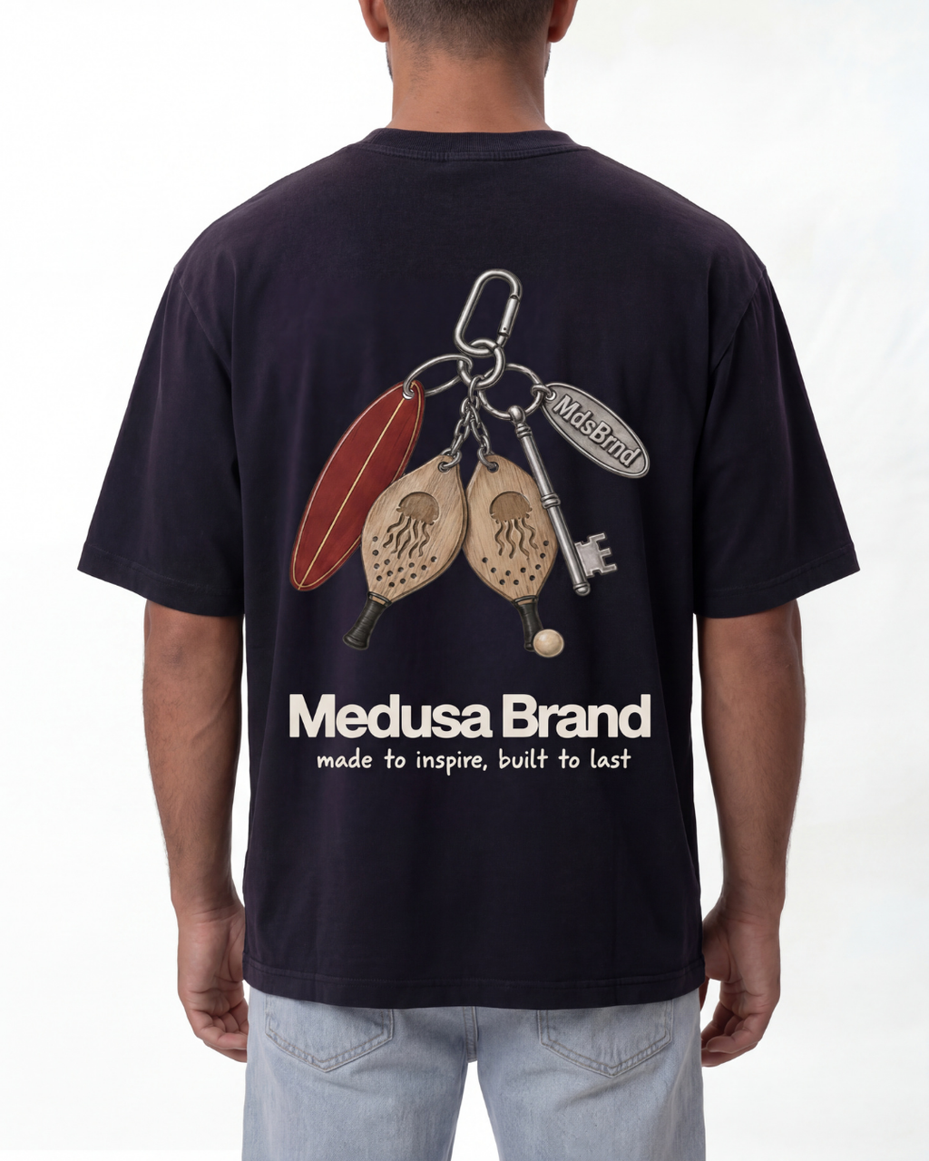 CAMISETA LLAVERO NEGRA