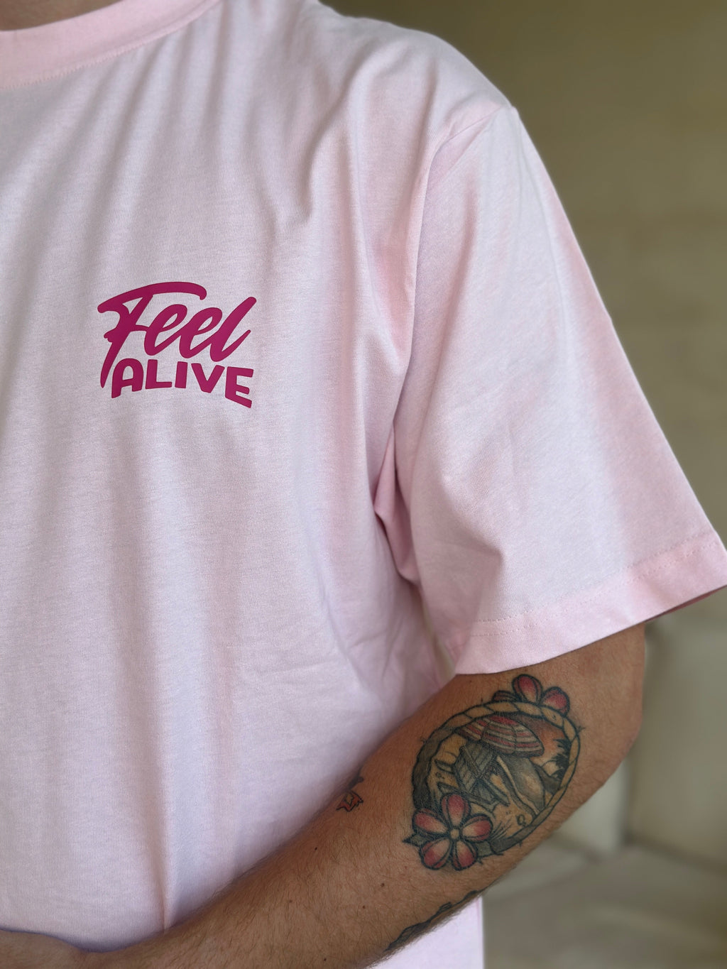 CAMISETA OVERSIZE FEEL ALIVE