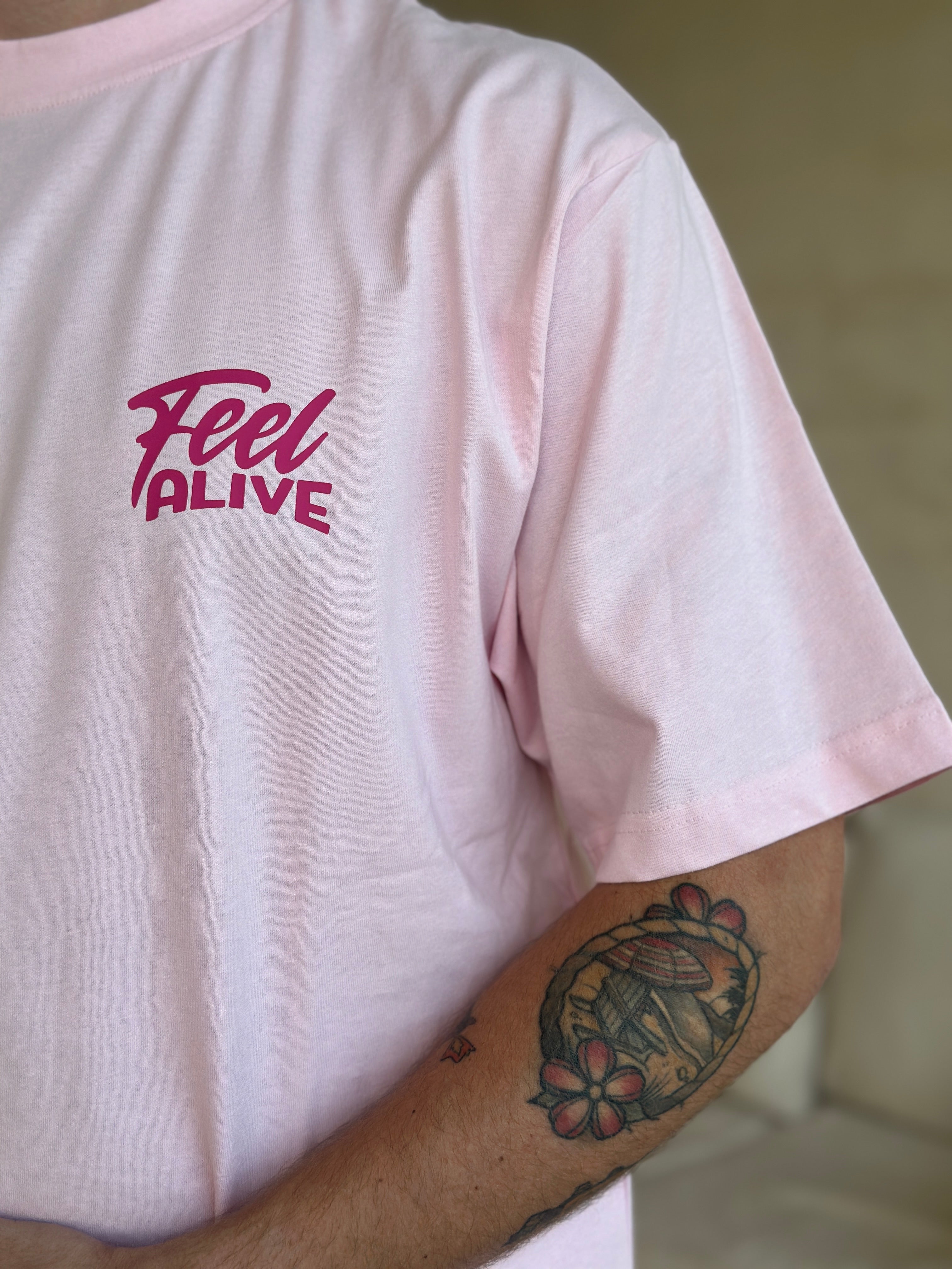 CAMISETA OVERSIZE FEEL ALIVE