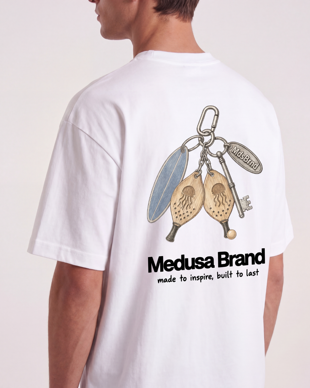 CAMISETA LLAVERO BLANCA