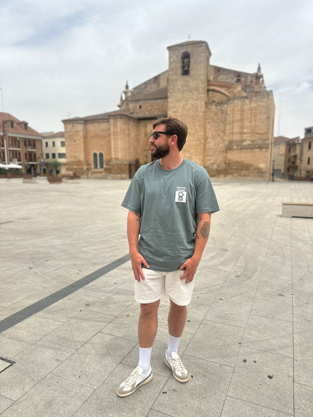 CAMISETA OVERSIZE MEDUSA CHESS #C3