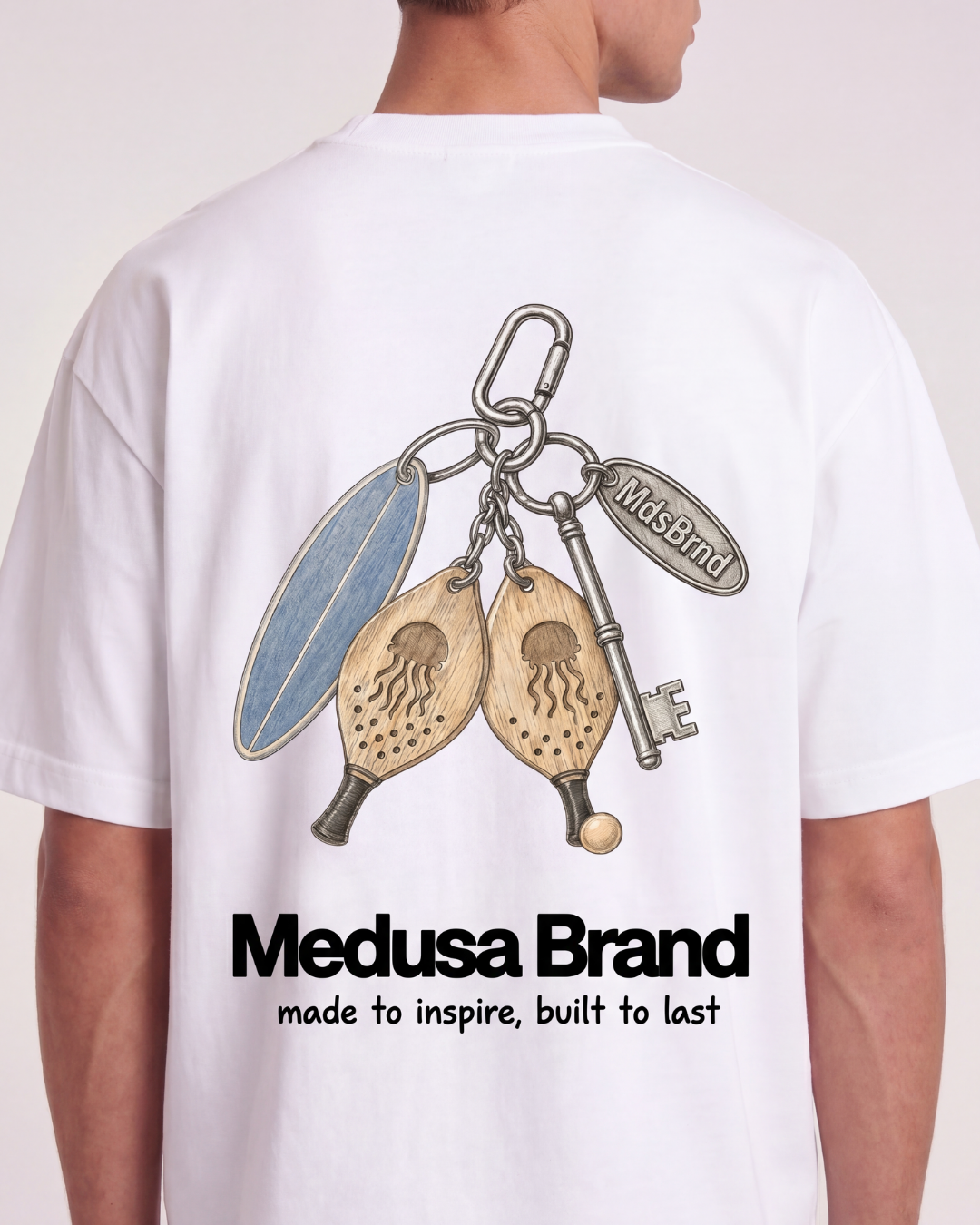 CAMISETA LLAVERO BLANCA