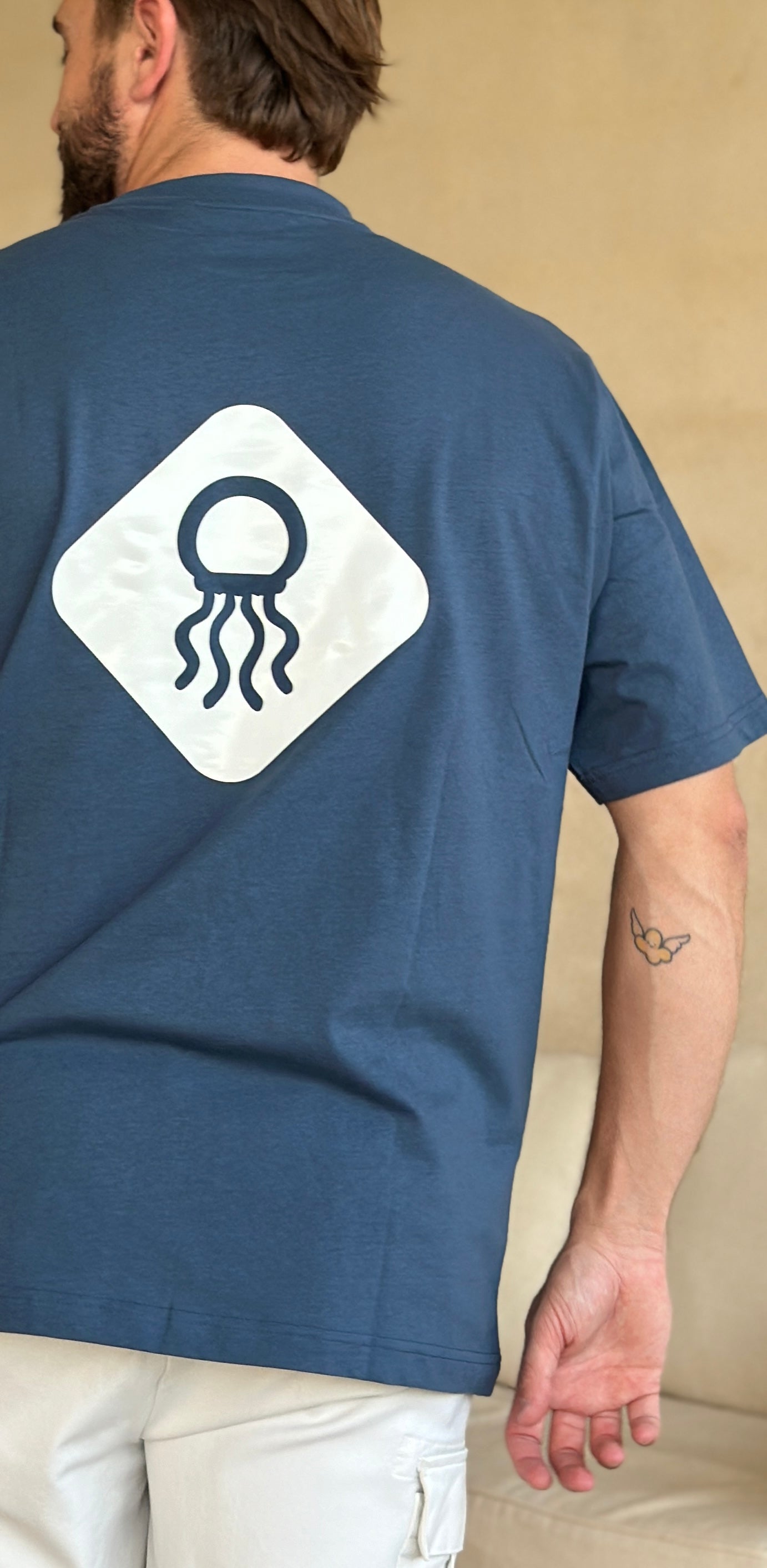 CAMISETA OVERSIZE HABU