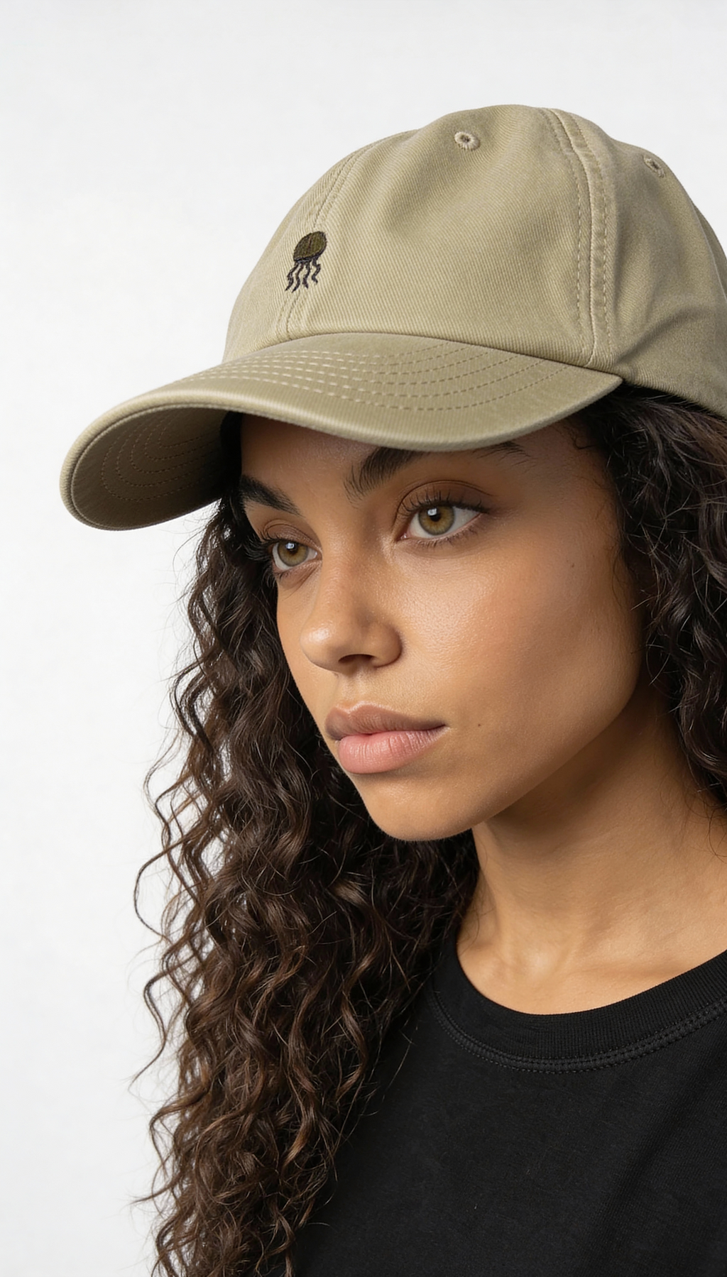 GORRAS MEDUSA BRAND BEIGE