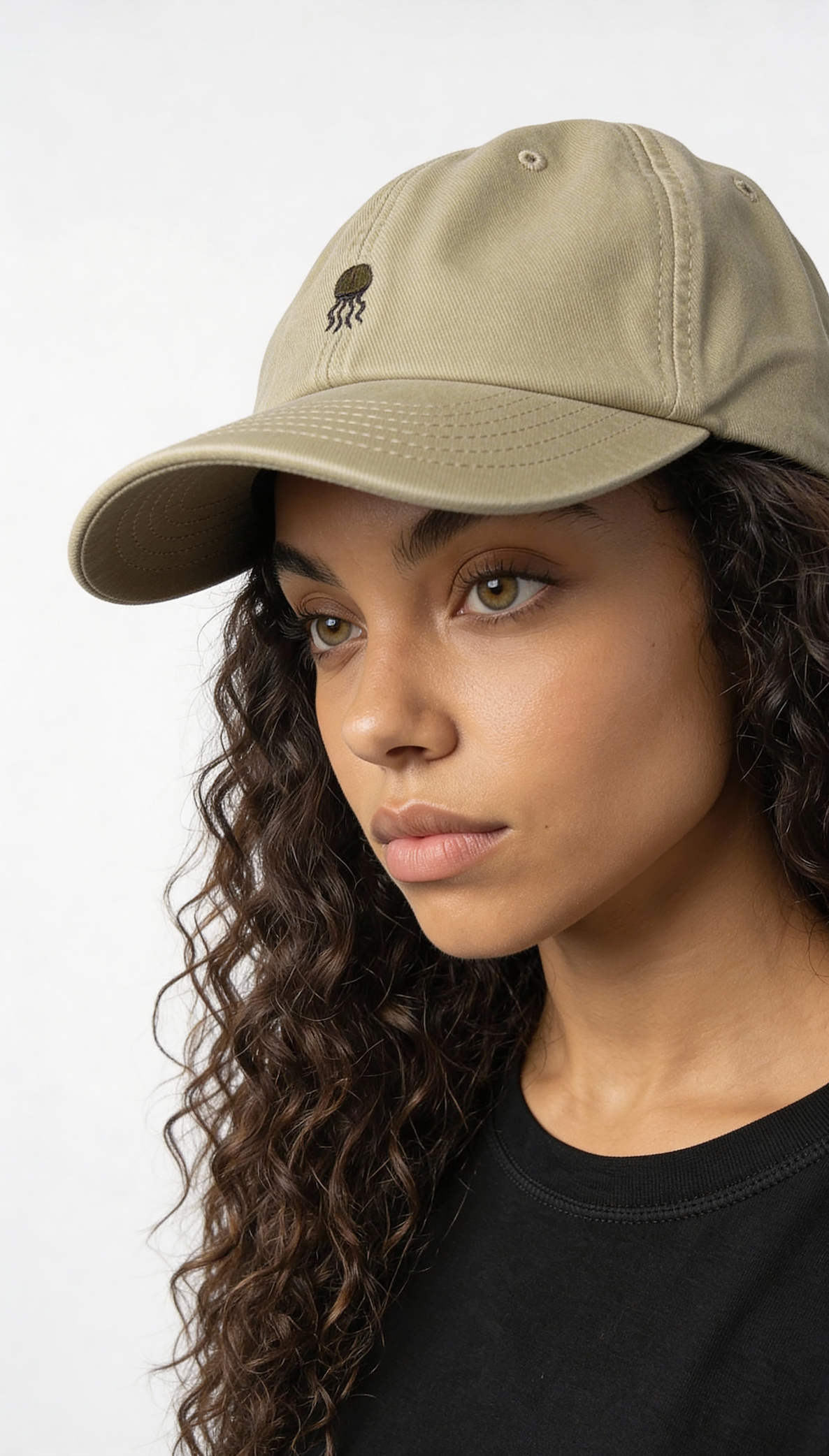 GORRAS MEDUSA BRAND BEIGE