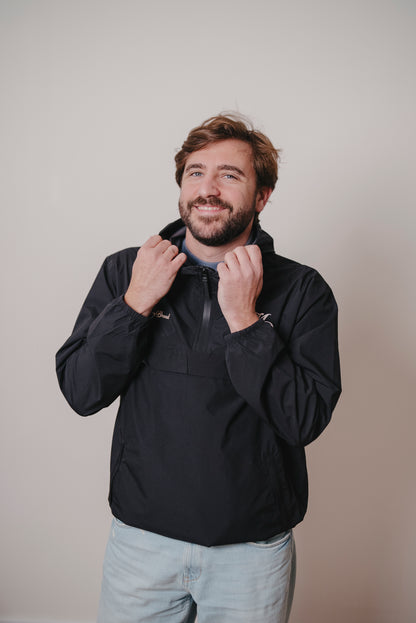 CHAQUETA CORTAVIENTOS IMPERMEABLE NEGRO