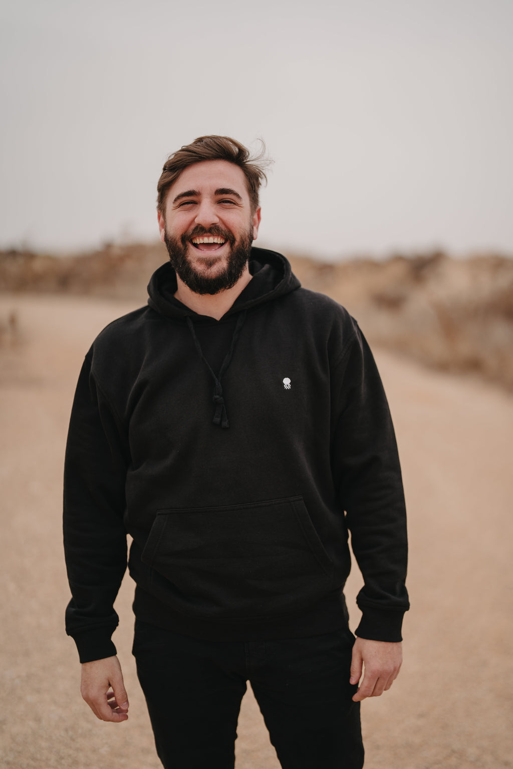 SUDADERA CAPUCHA VELELLA NEGRA