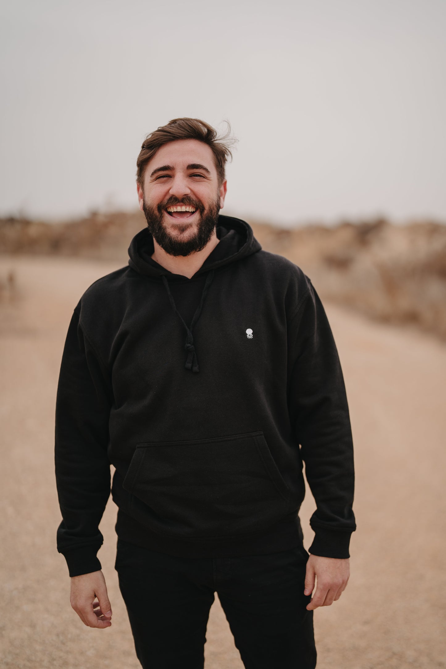 SUDADERA CAPUCHA VELELLA NEGRA