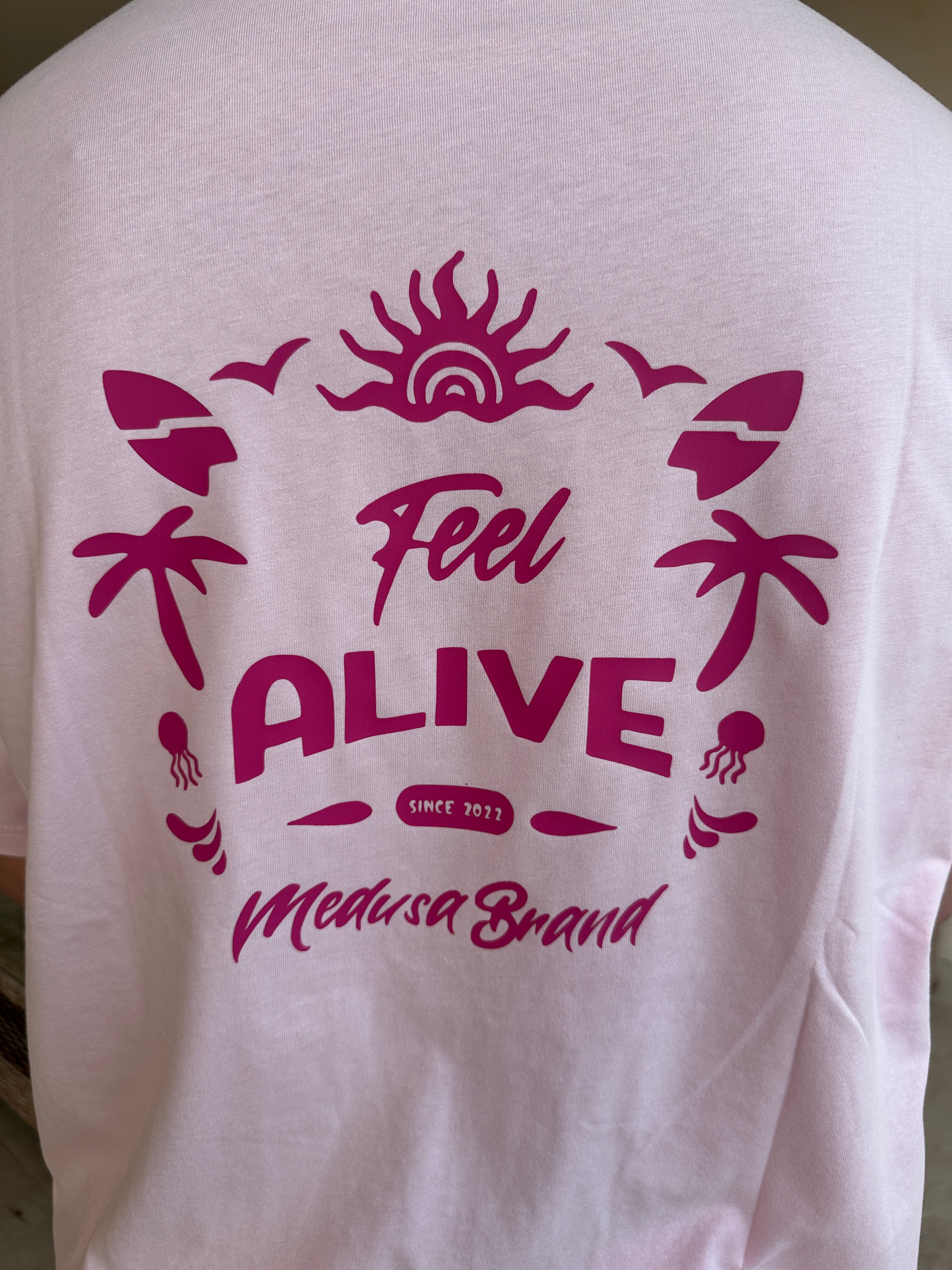 CAMISETA OVERSIZE FEEL ALIVE
