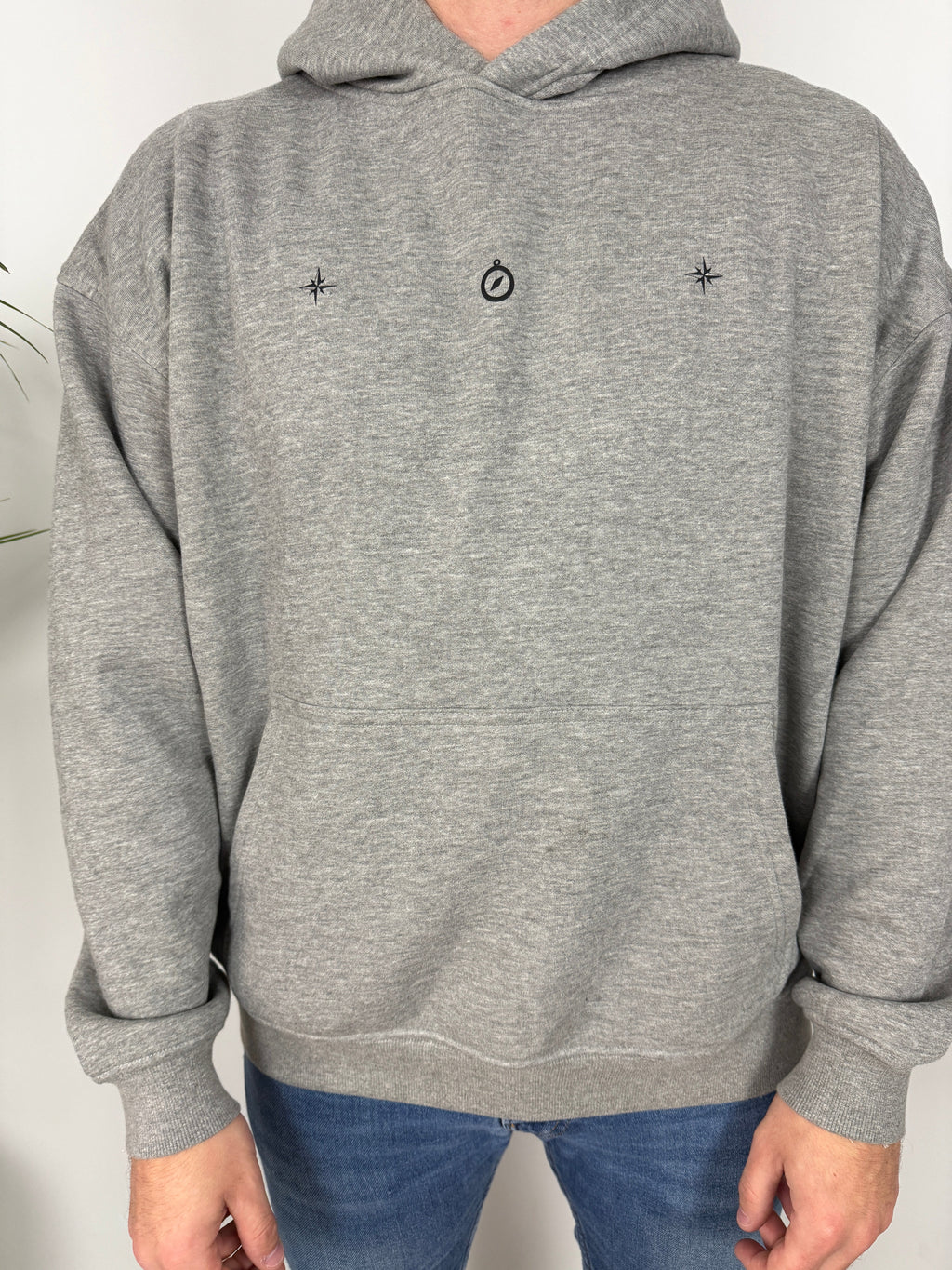 SUDADERA HOODIE COMPASS OVERSIZE