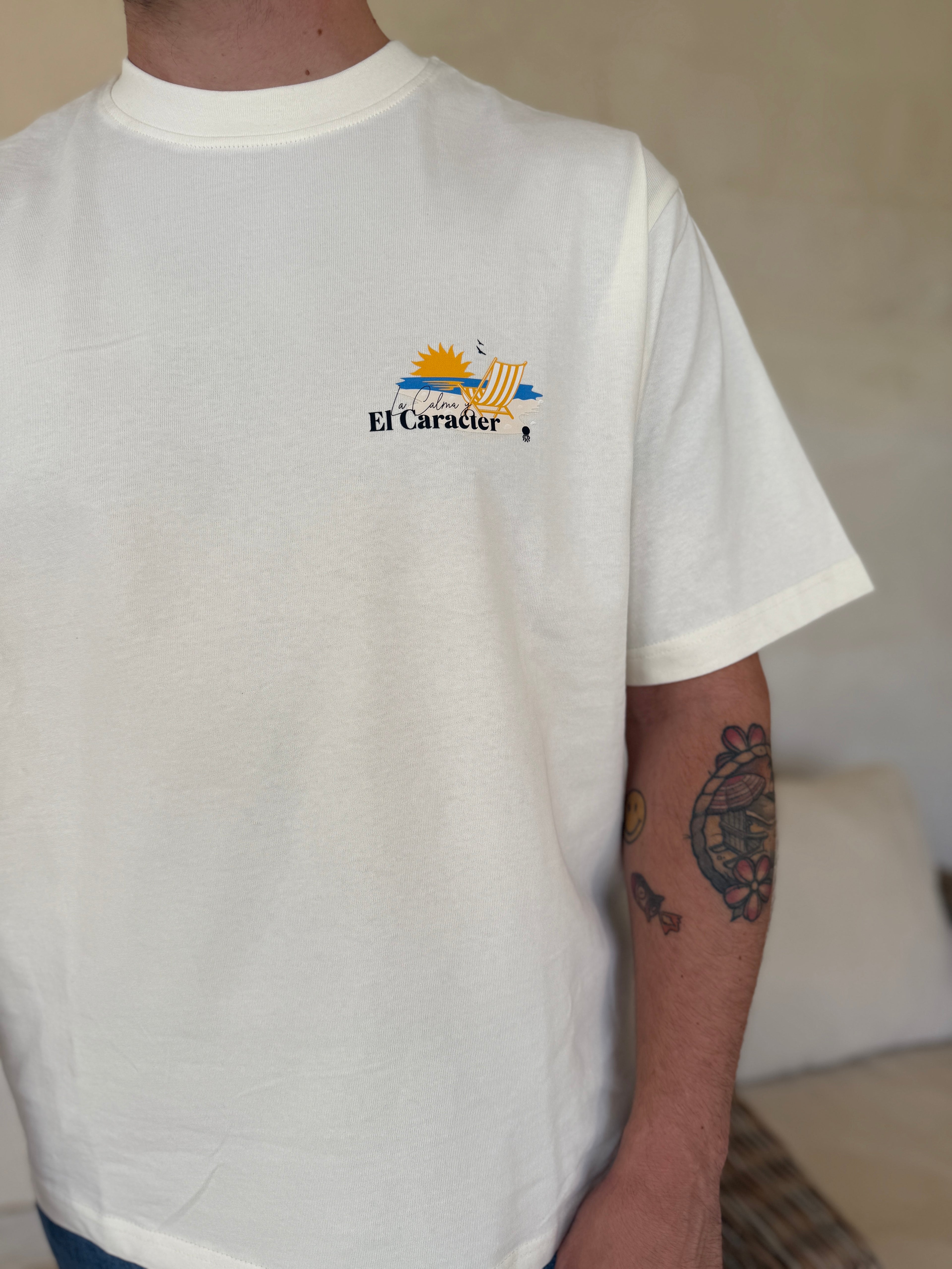 CAMISETA CROPPED LA CALMA Y EL CARACTER