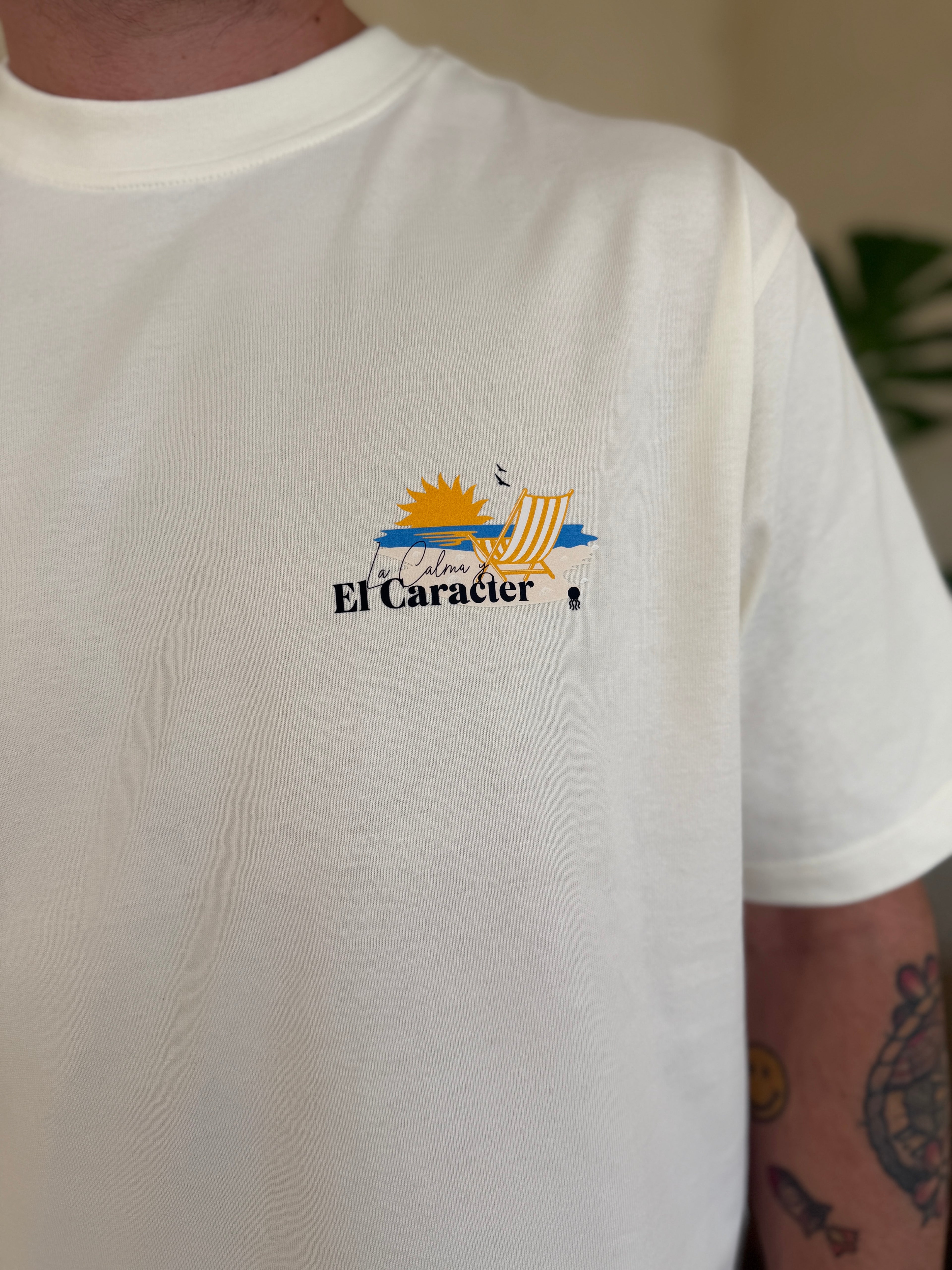 CAMISETA CROPPED LA CALMA Y EL CARACTER